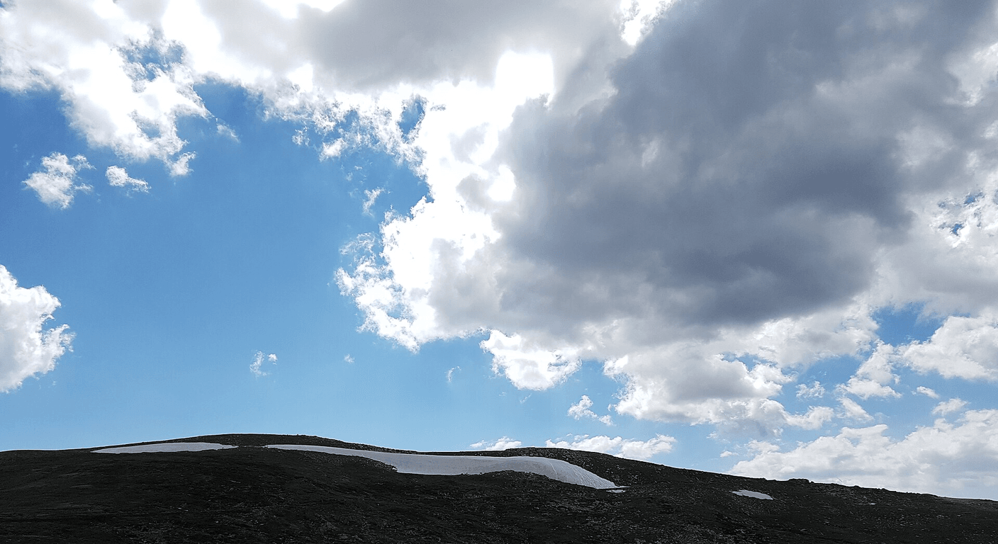 The Snowy Mountains in the Warmer Months: A Scenic Drive for Over-50s
